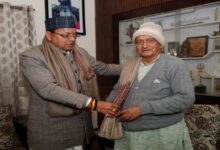 Uttarakhand News: सीएम धामी ने पद्म भूषण चयन पर भगत सिंह कोश्यारी से की मुलाकात, पद्म पुरस्कार के लिए दी बधाई, कहा- गौरवान्वित हुआ उत्तराखंड….
