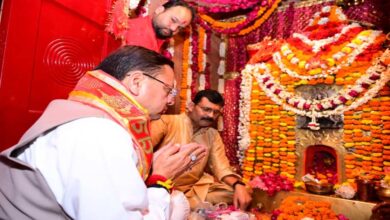 Uttarakhand News- लोक आस्था का महापर्व: CM धामी ने किया भजन संध्या का शुभारंभ, मंदिर विकास की घोषणा….