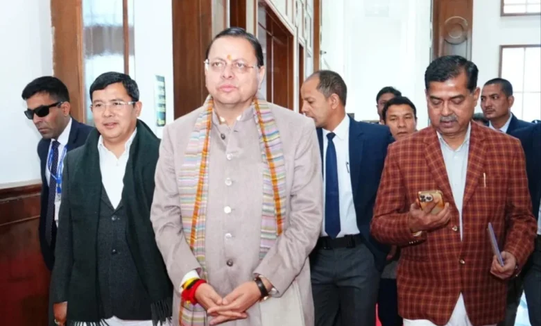 Uttarakhand News: आपूर्ति प्रभावित नहीं होनी चाहिए’: CM धामी ने खाद्य-रसद व्यवस्था की निगरानी के लिए SEOC में अधिकारियों-विशेषज्ञों की की विशेष तैनाती, कहा…