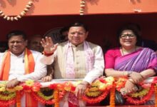 Uttarakhand News: मातृशक्ति असुरक्षित, कर्मचारियों को नहीं मिल रहा DA: CM धामी का ममता सरकार पर हमला, बोले- कर्मचारियों के अधिकारों पर डाका…..