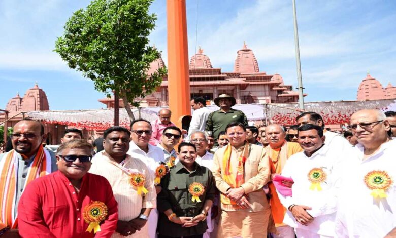 Uttarakhand News: श्री हनुमान धाम पहुंचे मुख्यमंत्री पुष्कर सिंह धामी, पूजा अर्चना कर प्रदेश के लिए की सुख-समृद्धि की कामना….