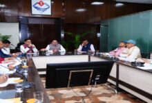 Uttarakhand News: लेट-लतीफी बिल्कुल नहीं चलेगी! नैनीताल और ऊधमसिंह नगर के विकास कार्यों की CM धामी ने की समीक्षा, अधिकारियों को दिए सख्त निर्देश….