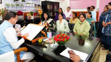 Uttarakhand News: आंगनबाड़ी कर्मियों के मानदेय में बढ़ोतरी पर विचार, सीएम धामी के आश्वासन के बाद हड़ताल स्थगित…..