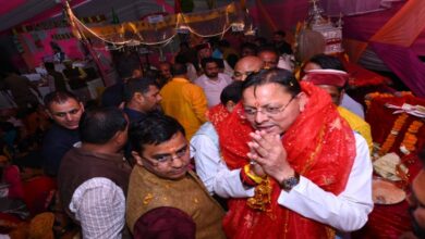 Uttarakhand News: भागवत कथा में शामिल हुए सीएम धामी: बोले—श्रवण से होती है बुद्धि की शुद्धि, प्रदेश की सुख-समृद्धि की कामना….