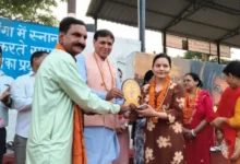 ऋषिकेश में अंतरराष्ट्रीय नर्स दिवस पर वसुंधरा करुणा दीप पुरस्कार’से नर्सिंग स्टाफ सम्मानित