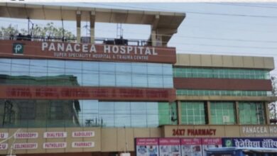 Dehradun: अस्पताल के एसी में शॉर्ट सर्किट से लगी आग, ICU में भर्ती बुजुर्ग महिला की मौत, दो की हालत गंभीर Dehradun: अस्पताल के एसी में शॉर्ट सर्किट से लगी आग, ICU में भर्ती बुजुर्ग महिला की मौत, दो की हालत गंभीर