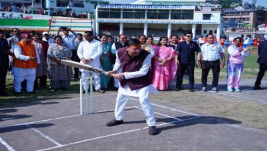 Uttarakhand News: पिथौरागढ़ को मिली नई खेल सौगात, CM धामी ने क्रिकेट स्टेडियम का किया लोकार्पण, मैदान में खेली बल्लेबाजी पारी…..
